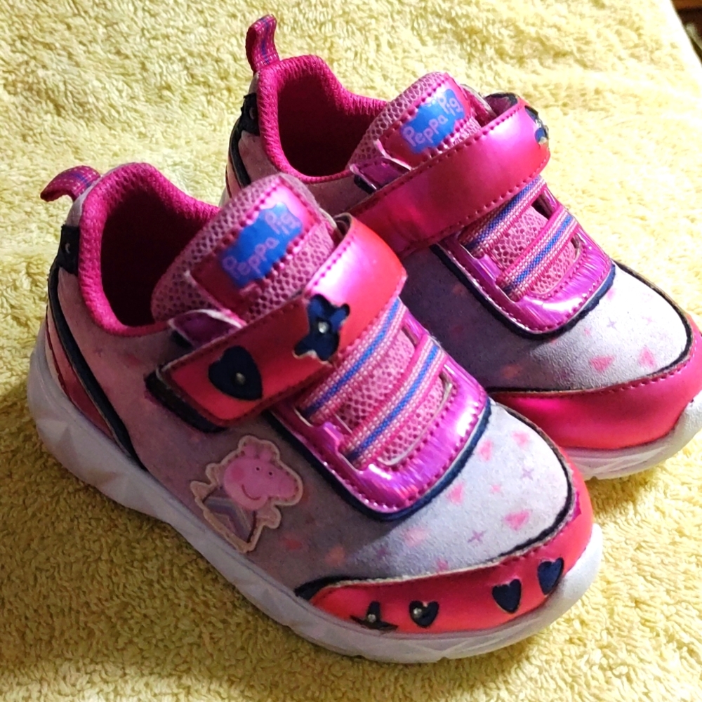Peppa pig shoes toddler girl size 7